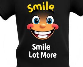 Smile T shirt entry by Simmia