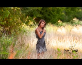 Laura Tusek Photography entry by adyyy